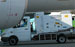 Schallschutzhaube, sogenannte Air-Start-Unit, auf Fahrzeug am Flughafen